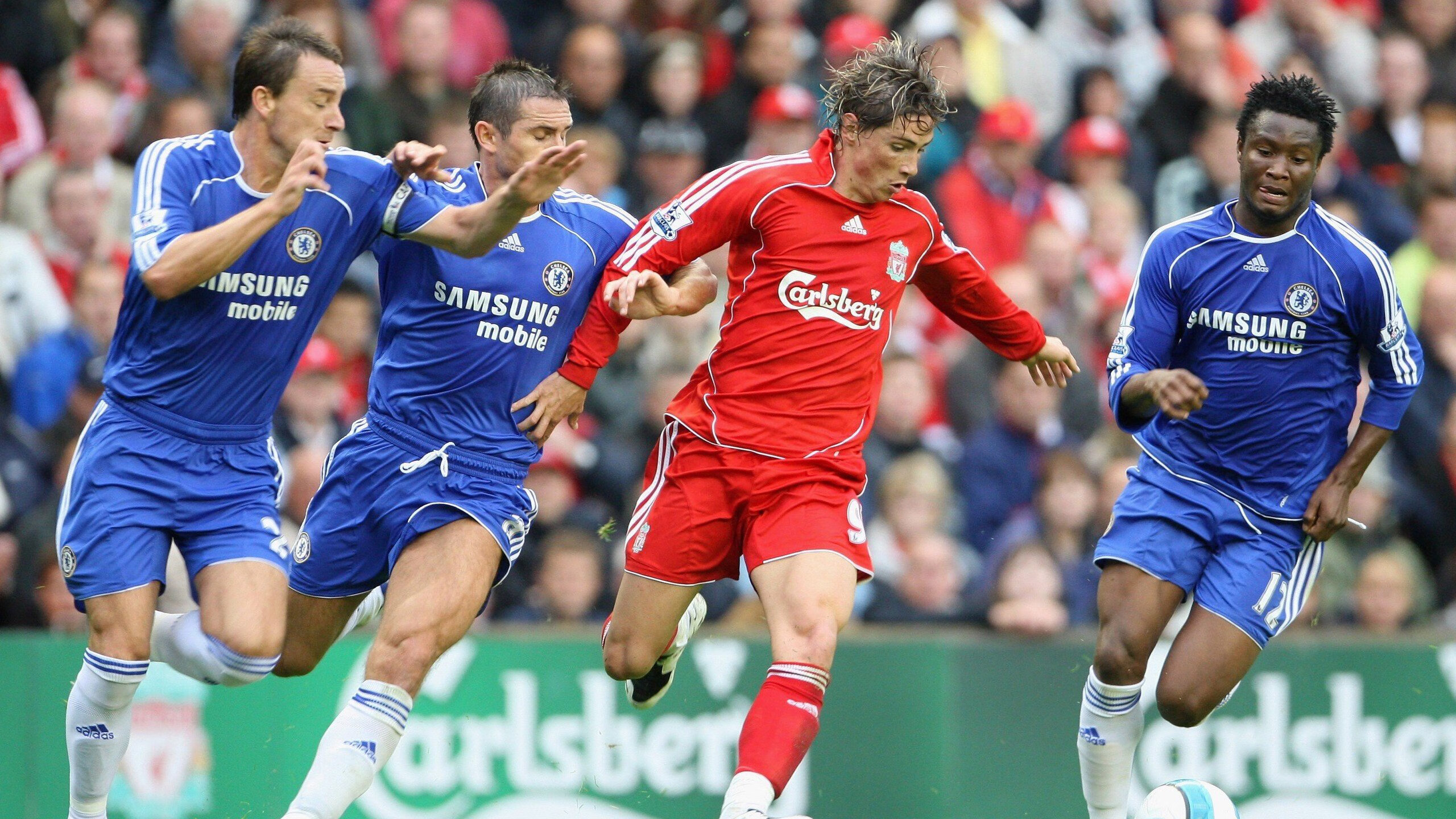 九游体育官网-勇士队向三连冠发起冲击,勇士三个冠军的对手是谁